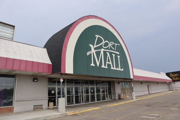 Dort Mall - May 11 2022 (newer photo)